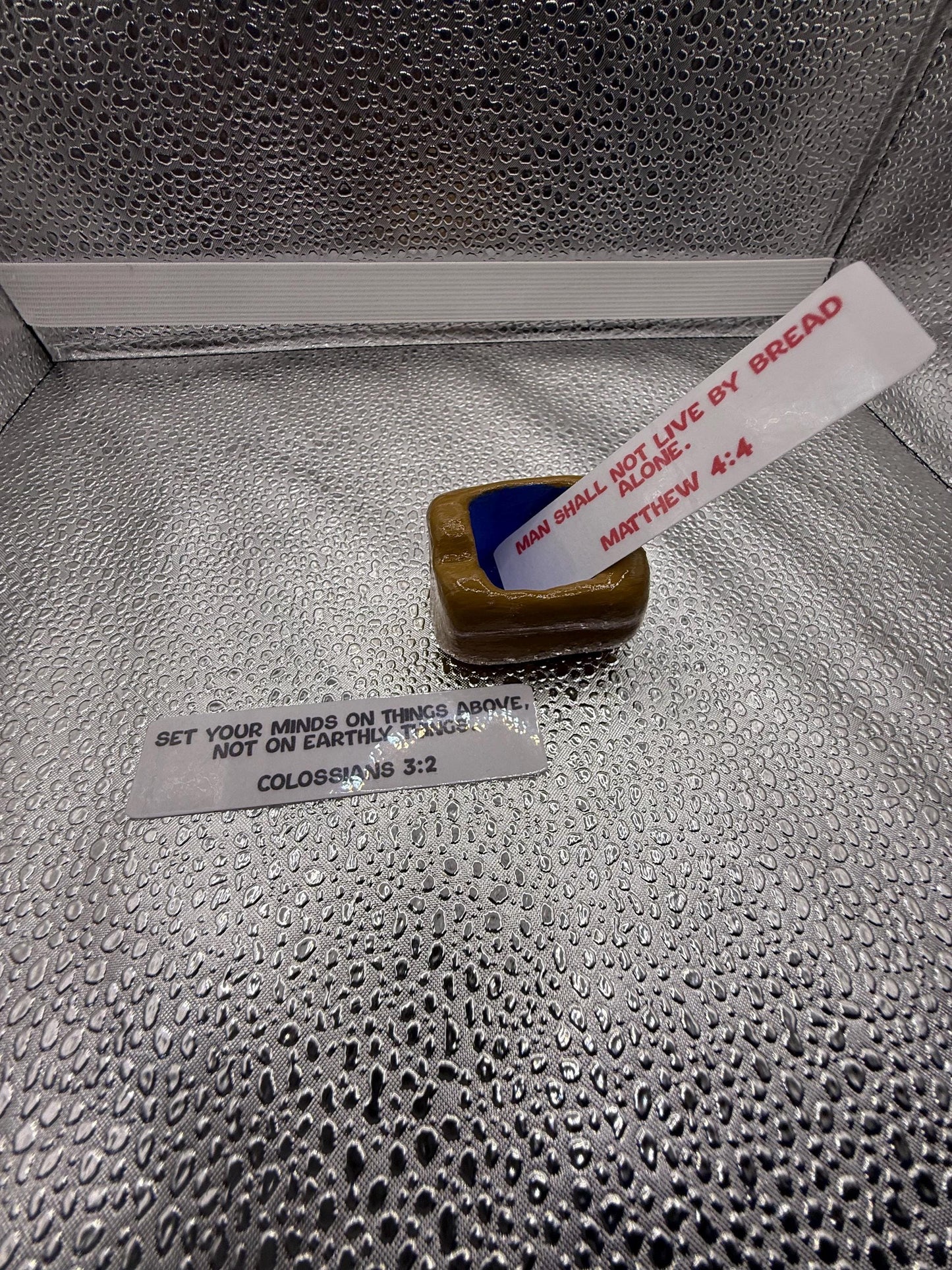 Clay Bread Scripture Card Holder – Includes 100 Bible Verses